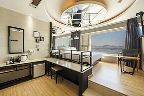 JK Hotel