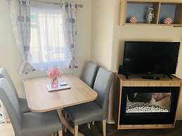 4 Bedroom Holiday Home Tattershall Lakes