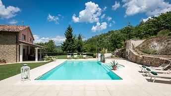 La Leccina 2 2