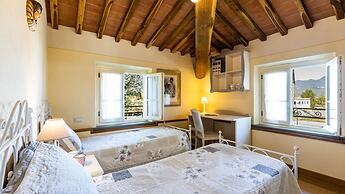 Villa Luigina 8 in Capannori