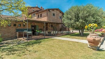 Casale Dei Girasoli 14