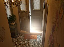 Tilas House No8 - Hostel