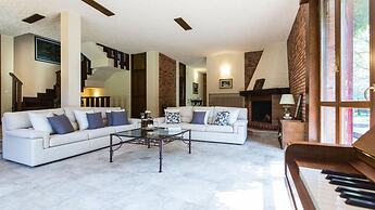 Villa Pina 8 2 in Sulbiate