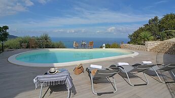 Villa Il Basto 8 in Cefal