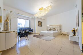 Marco Polo - Deluxe Waterfront Roomy Apt, Perfect for Groups