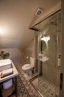 ELLE Rooms & Suites