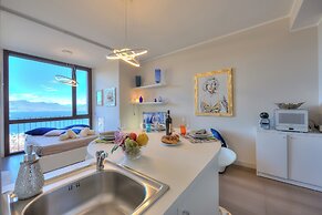 Suite on The Lake