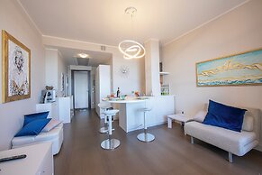 Suite on The Lake