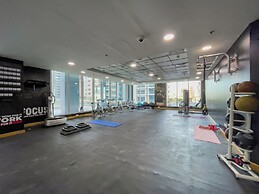 Marco Polo - Stylish & Spacious 2 BR with Marina + City Views