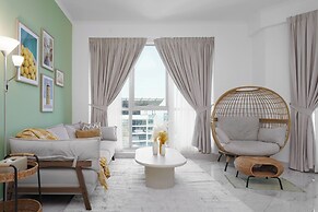 Marco Polo - Stylish & Spacious 2 BR with Marina + City Views