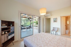 Villa Breeze & Villa Coco by Konnect Avlaki Beach