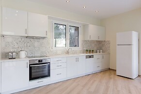Villa Breeze & Villa Coco by Konnect Avlaki Beach