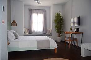 Min Ayvalık (Adults Only +12)