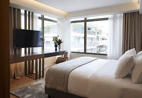 Teight Hotel