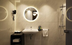 Teight Hotel