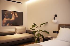 Teight Hotel