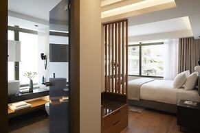 Teight Hotel