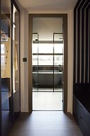 Teight Hotel