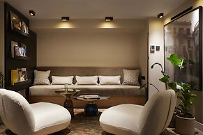 Teight Hotel