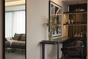 Teight Hotel