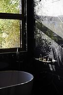 Teight Hotel