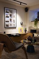 Teight Hotel