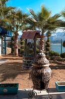 Dolphin Boutique Hotel & Restaurant