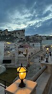 Solem Cave Suites