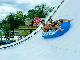 Hotel Splash Inn