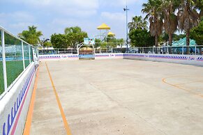 Hotel Splash Inn