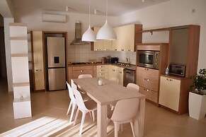 Gallery Suites Parga