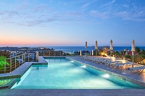 Spacious Villa With Private Jacuzzi Shared Pool and Amazing View RU
