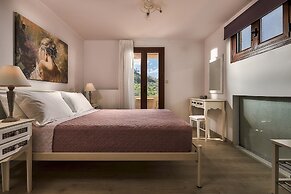 Spacious Villa With Private Jacuzzi Shared Pool and Amazing View RU