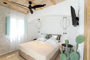 Majo Suites Hotel