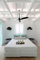 Majo Suites Hotel