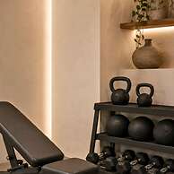 Majo Suites Hotel