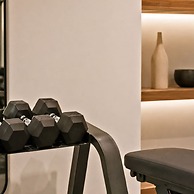 Majo Suites Hotel