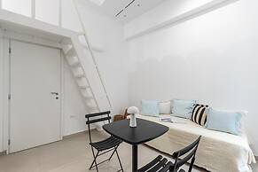 Majo Suites Hotel