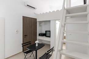 Majo Suites Hotel