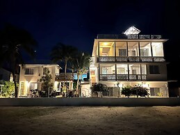 Treetops Hotel