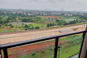 Nice And Elegant Studio Apartment At Sky House Bsd