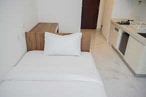 Nice And Elegant Studio Apartment At Sky House Bsd