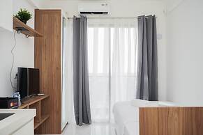 Nice And Cozy Studio At Sky House Bsd Apartment