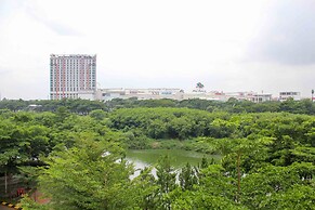 Spacious And Nice 2Br At Springlake Summarecon Bekasi Apartment