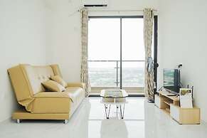 Elegant And Strategic 2Br Sky House Bsd Apartment