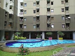 Spacious Studio Apartment At Gateway Ahmad Yani Cicadas