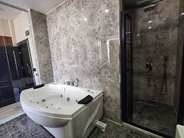 The Golden Pera's Hotel & Spa