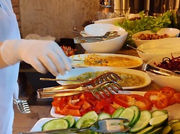The Golden Pera's Hotel & Spa