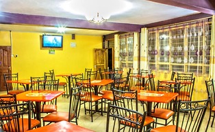 Esstana Hotel
