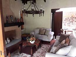 Casa Antigua